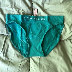 NWT Victoria’s Secret bikini undies!